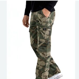 Wrangler Camo Fleece Lined Cargo Pants  30x32